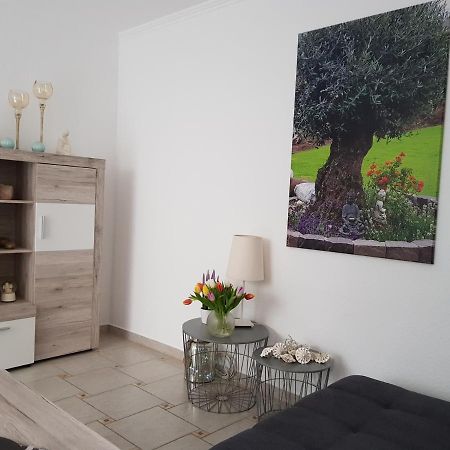Lavendel Apartment Bornheim  Bagian luar foto